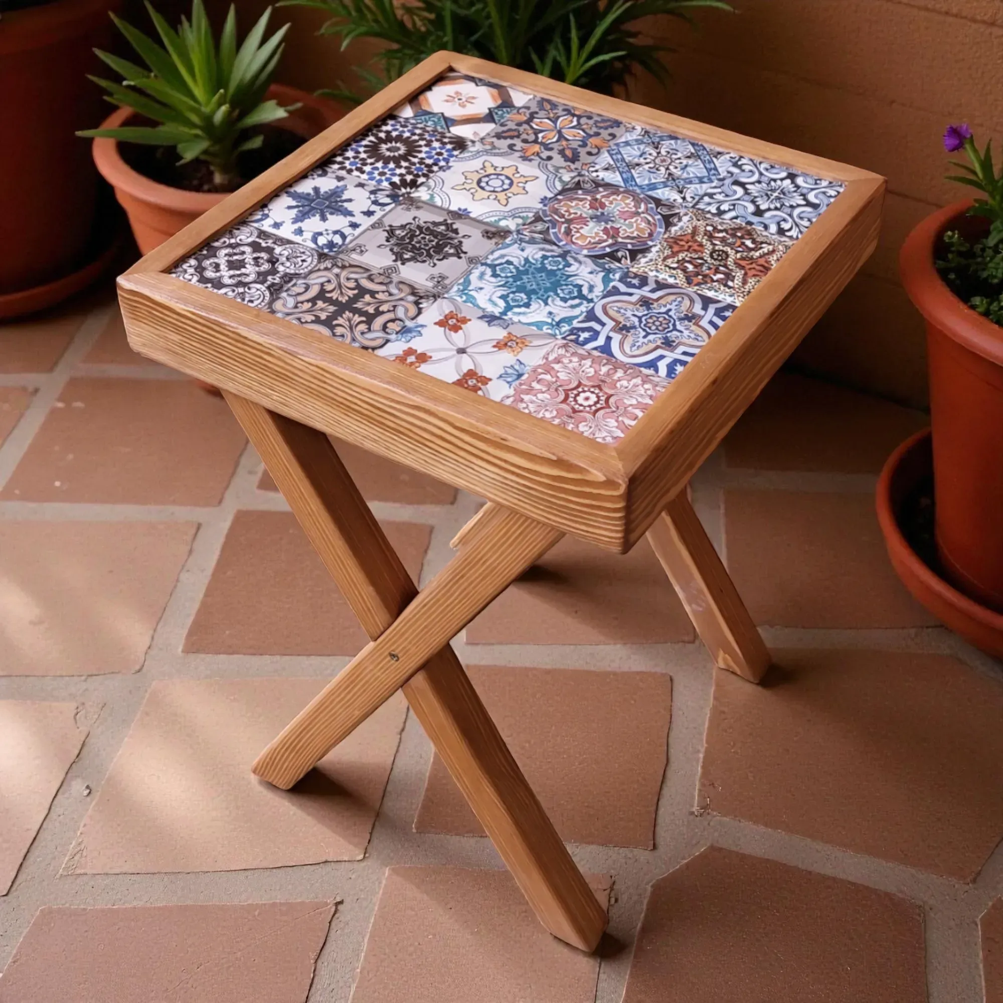 Handcrafted Small Ceramic Accent Table – Pine Wood Pattern Top - 3 kg
